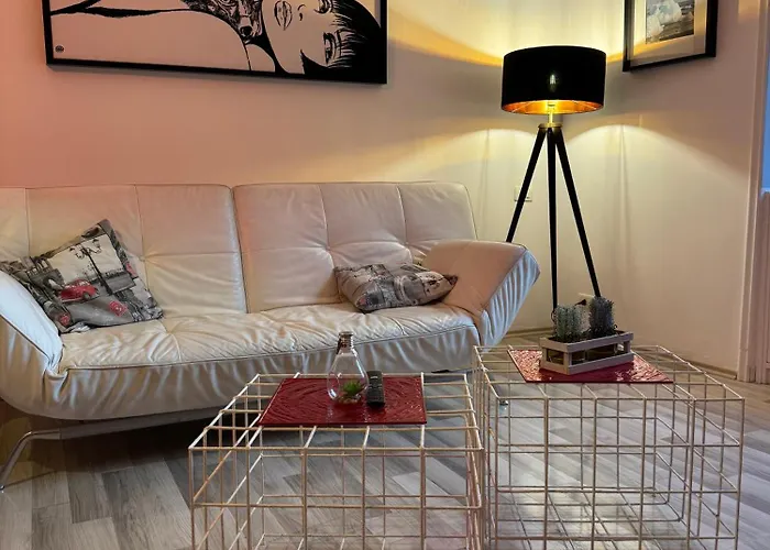 Dora Rom